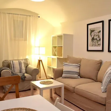 Modern In Hip&central Area! * 布拉格